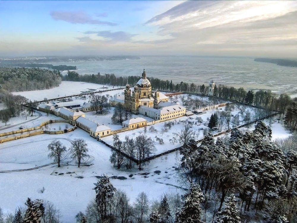 Monte Pacis In Pazaislis 호텔 카우나스 외부 사진